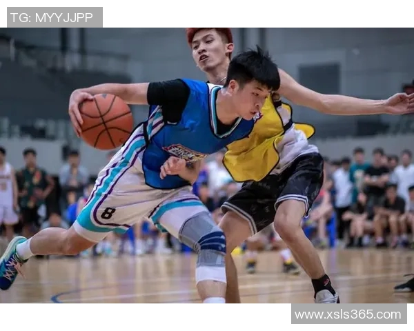 赛后复盘：广州篮球队与杭州篮球队的团队协作与战术分析