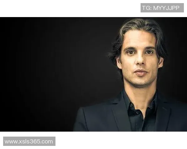 足球明星颜值大比拼谁是球场上的颜值担当与魅力风云人物