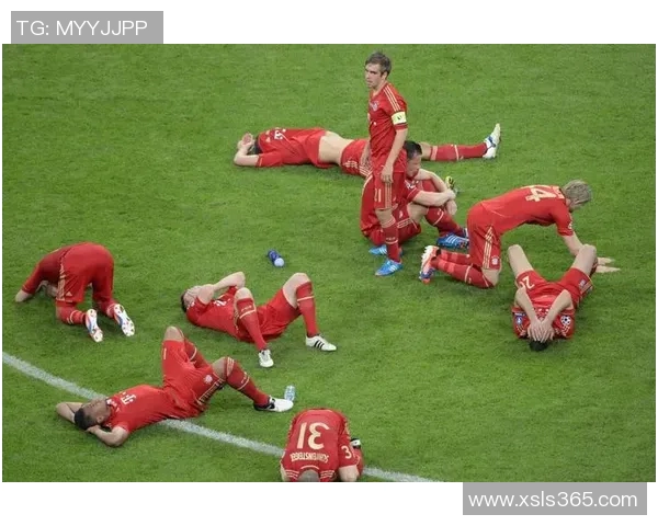 全球足球界的魅力男神们盘点与他们的精彩瞬间回顾